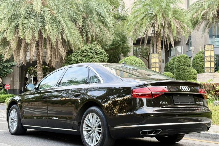 Used Audi A8 2014 A8L 45 TFSI quattro Comfort model