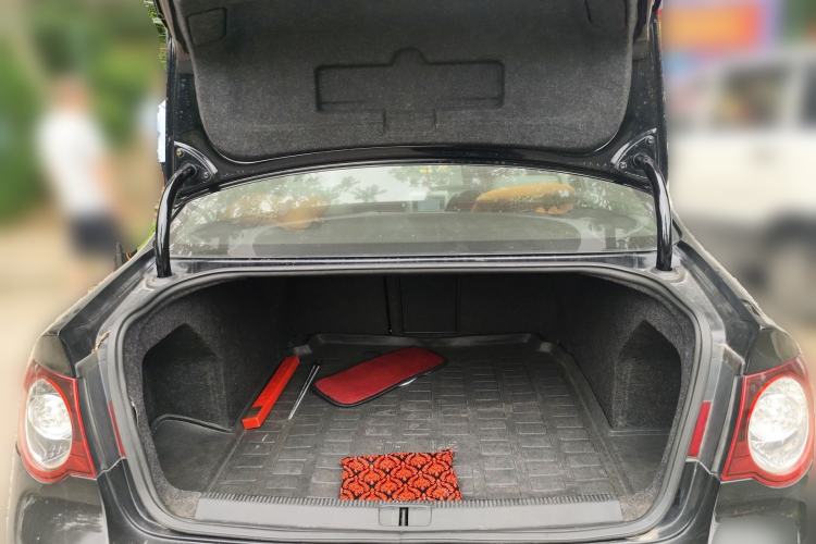 Used Volkswagen Magotan 2011 1.4 TSI Elite Edition Trunk