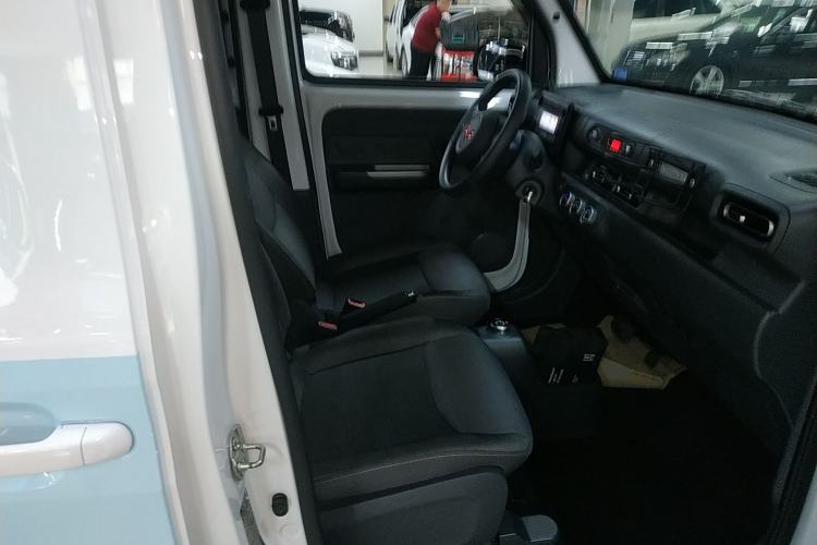 Used Wuling Zhiguang New Energy 2025 Standard Model Right Front Seat