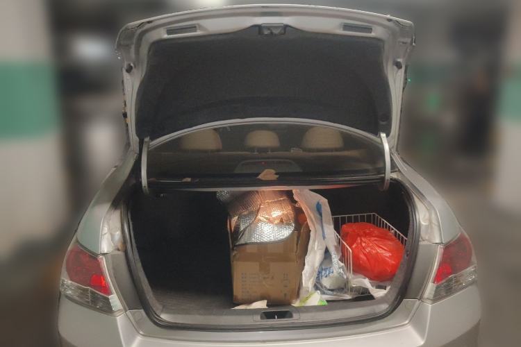 Used Honda Accord 2010 2.0L EX Trunk