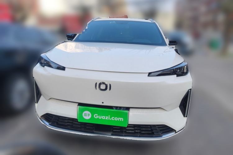 Used CHANGAN NEVO Q05 2024 All-New Flavorful Edition 125 Flagship Model Powered by CATL Front