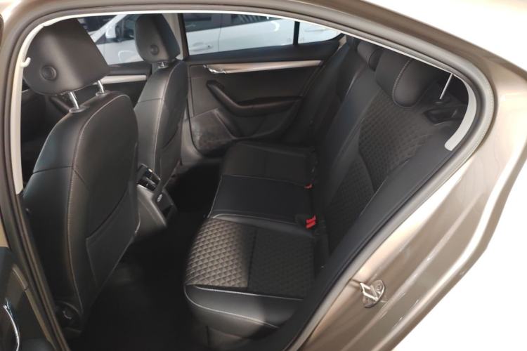 Used Skoda Octavia 2019 TSI230 DSG Luxury Edition