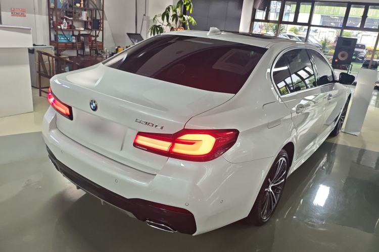 Used BMW 5 Series 2023 Restyled 530Li Leading Edition M Sport Package Rear Right 45 Deg