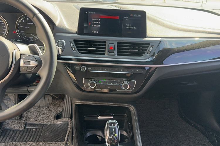 Used BMW 1 Series 2020 125i Leading Model M Sport Package Audio And AC Panel