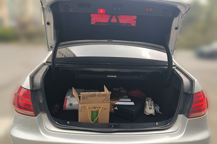 Used Mercedes-Benz E-Class 2015 E 320 L Sport Luxury Model
