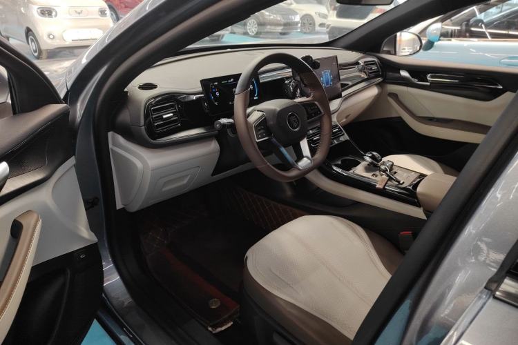 Used BYD Qin PLUS 2024 HONOR Edition DM-i 55KM Leading Model