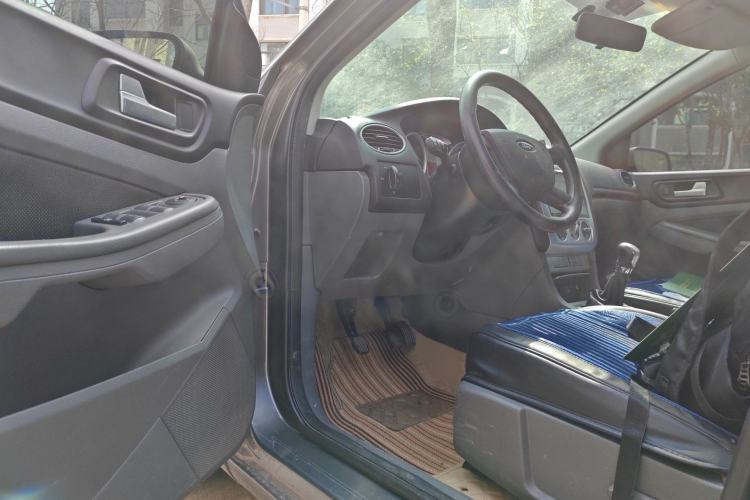 Used Ford Focus 2013 Hatchback Classic 1.8L Manual Base Model
