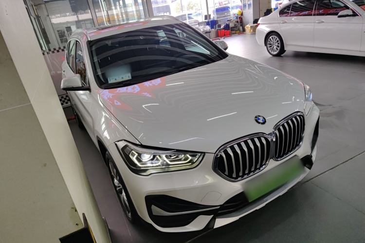 Used BMW X1 New Energy 2021 xDrive30Le Premium Edition Front Right 45 Deg