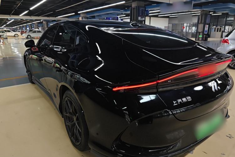 Used IM L6 2024 Max Standard Edition Rear Left 45 Deg