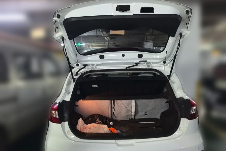 Used JAC Group Refine S2 2015 1.5L Manual Luxury Smart Model
