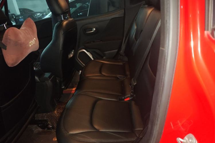 Used Jeep Renegade 2017 180T Automatic Jingneng Edition Left Rear Seat