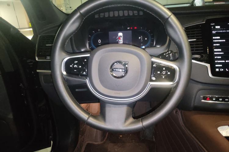 Used Volvo XC90 2023 B6 Zhiya Luxury 7-Seater Steering Wheel