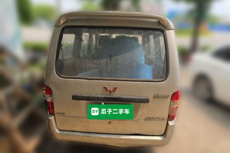 Used Wuling Zhiguang 2010 1.0L New Version Practical Short-Body L2Y
