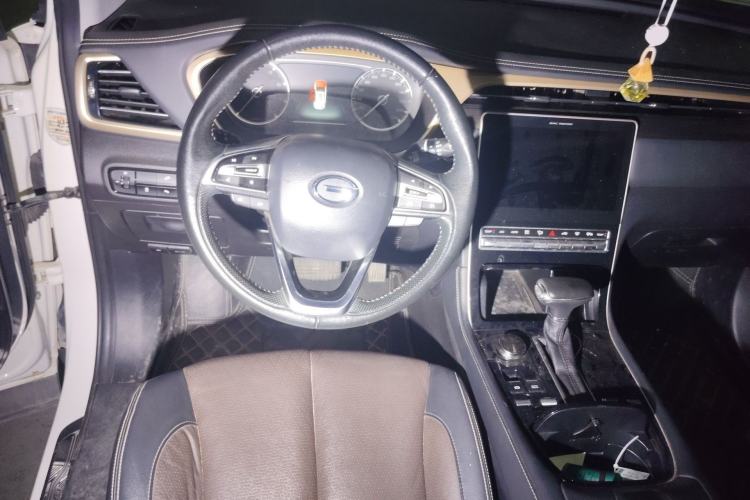 Used GAC Trumpchi GS5 2019 235T Automatic Luxury Edition Steering Wheel