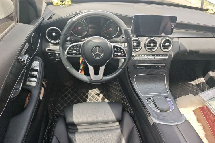 Used Mercedes-Benz C-Class 2019 C 260 L Sport Edition Steering Wheel
