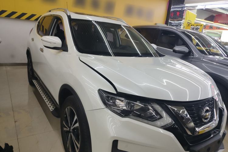 Used Nissan X-Trail 2017 2.5L CVT Leading Edition 4WD