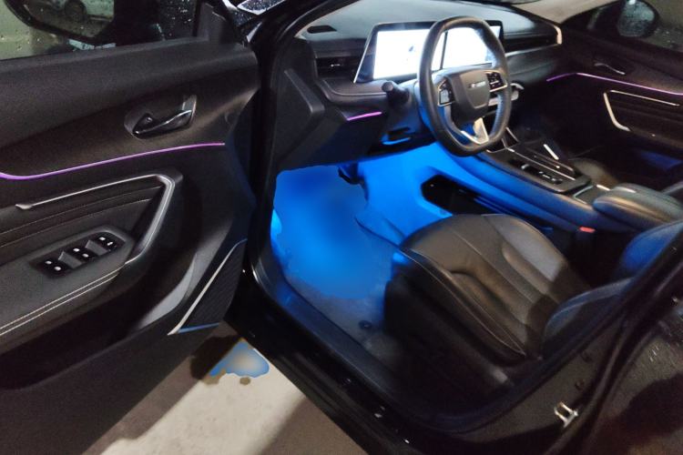 Used Venucia V DD-i 2023 110km iT Version
