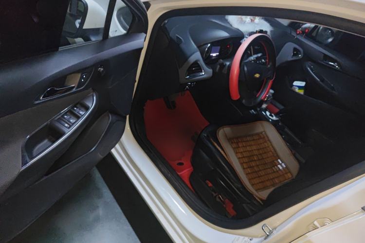 Used Chevrolet Cruze 2018 Revised Version 320 Automatic Pioneer Edition Driver Seat