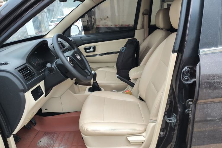 Used Dongfeng Fengon 370 2016 1.5L Manual Standard Edition SFG15-02 7 Seats
