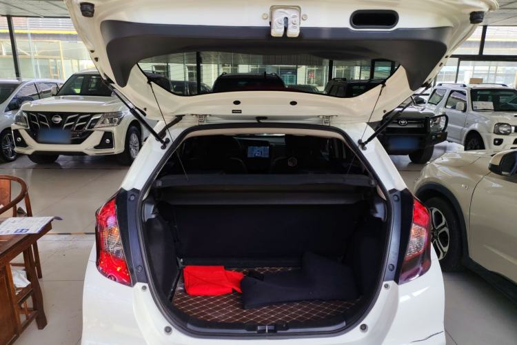 Used Honda Fit 2018 1.5L CVT Comfort Sunroof Version
