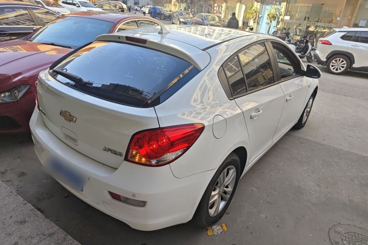 Used Chevrolet Cruze 2013 Hatchback 1.6L Automatic Luxury Model