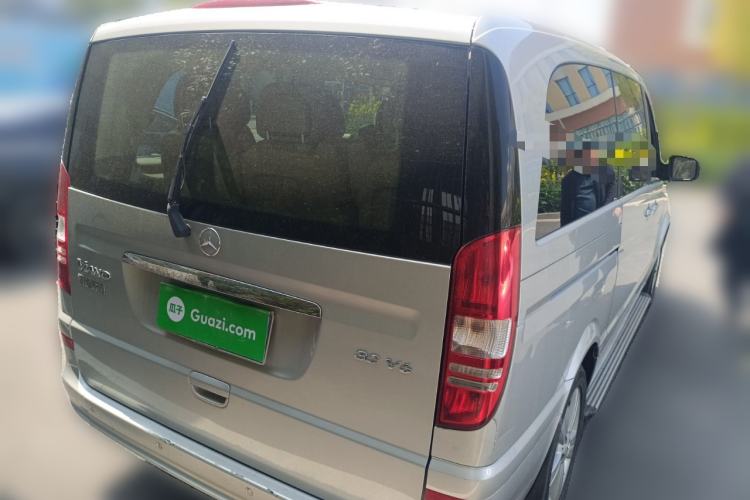 Used Mercedes-Benz Viano 2013 3.0L Comfort Edition
