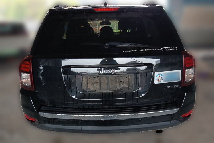 Used Jeep Compass 2014 2.0L two-wheel drive luxury version Rear