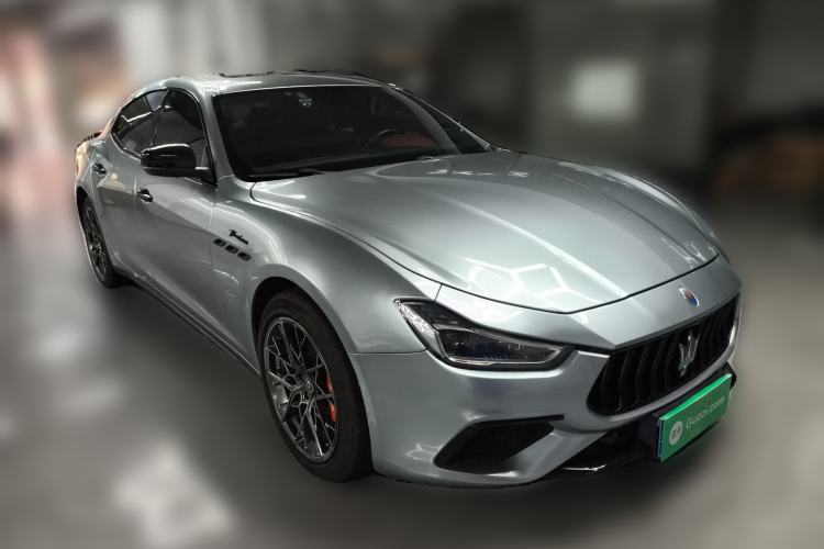 Used Maserati Ghibli 2017 3.0T Standard Edition Front Right 45 Deg