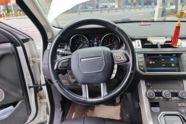 Used Land Rover Range Rover Evoque 2017 2.0T SE Smart Glow Edition
