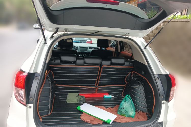 Used Honda Vezel 2015 1.8L CVT 2WD Elite Model
