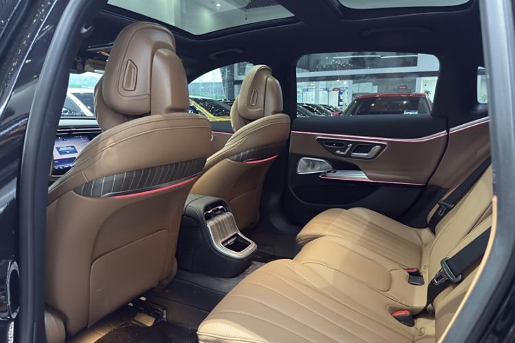 Used Mercedes-Benz E-Class 2025 E 300 L Luxury Model