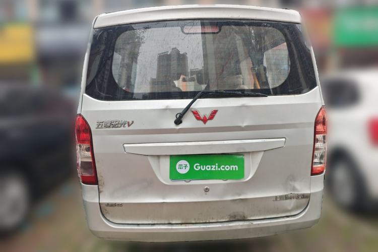 Used Wuling Rongguang V 2015 1.5L Base Version Rear