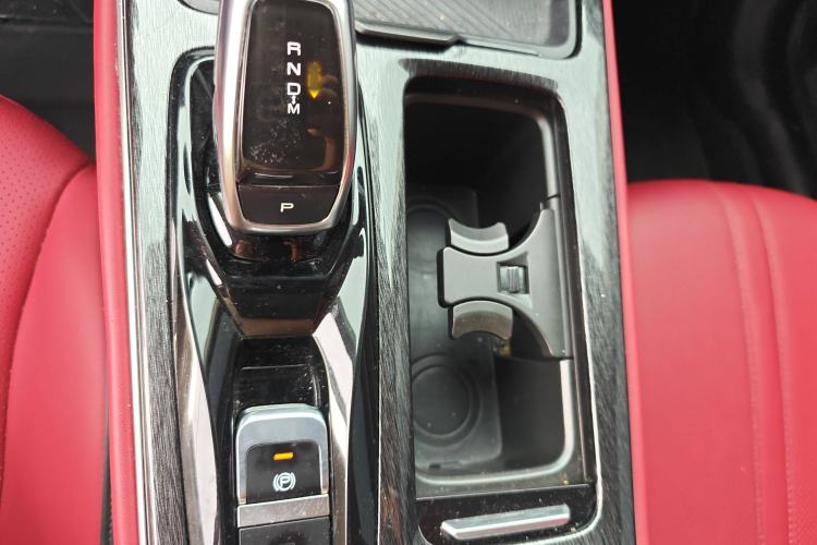 Used Dongfeng Aeolus Yixuan MAX 2021 1.5T Ultra-Stylish Trendsetter Edition