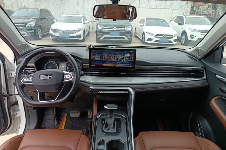 Used Geely Auto Vision X6 2021 PRO 1.4T Automatic Prestige Model Center Console