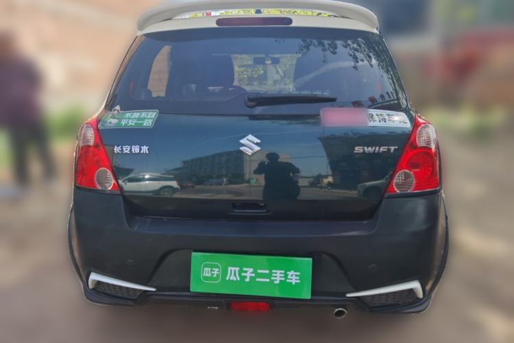 Used Suzuki Swift 2016 1.5L Manual Fashion Edition Cool Play Version
