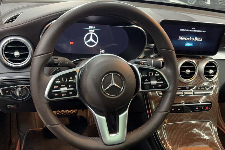 Used Mercedes-Benz GLC 2022 Refreshed GLC 300 L 4MATIC Dynamic Edition Steering Wheel