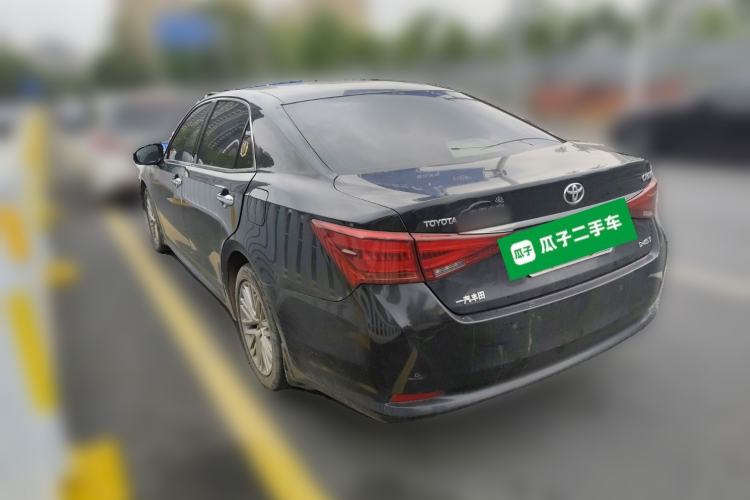 Used Toyota Crown 2015 2.0T Elite Edition Rear Left 45 Deg