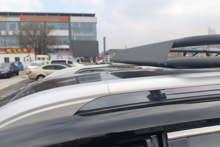 Used Roewe RX8 2018 30T Smart Connectivity All-Wheel Drive Supreme Edition