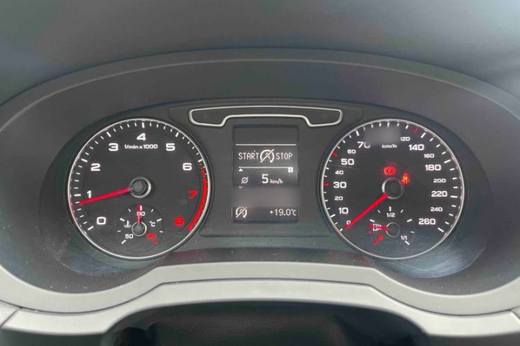 Used Audi Q3 2015 35 TFSI Comfort Model