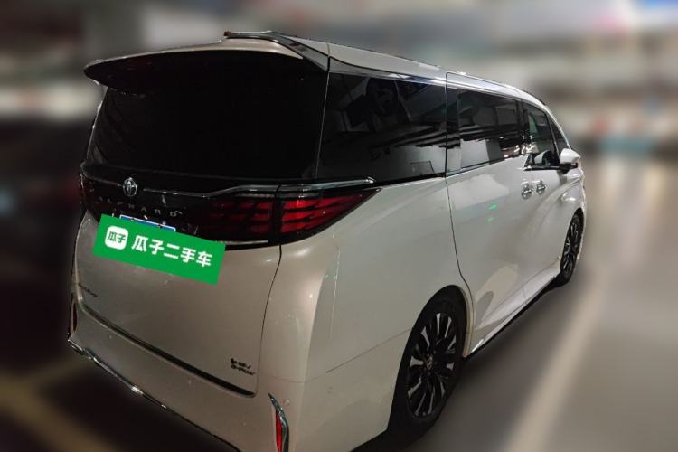 Used Toyota Alphard 2024 Dual-Engine 2.5L Deluxe Edition