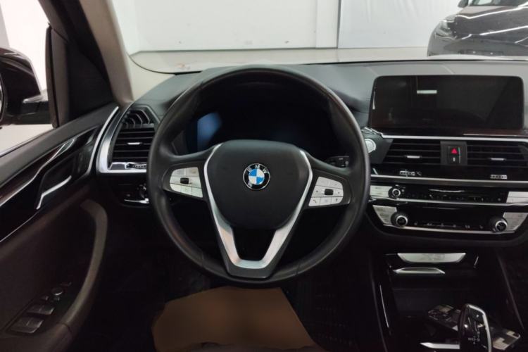 Used BMW X3 2021 xDrive25i Luxury Package Steering Wheel
