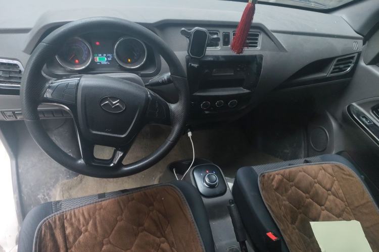 Used New Gonow Shuailing 2022 Standard Range with 41.64 kWh Lishen Power Center Console