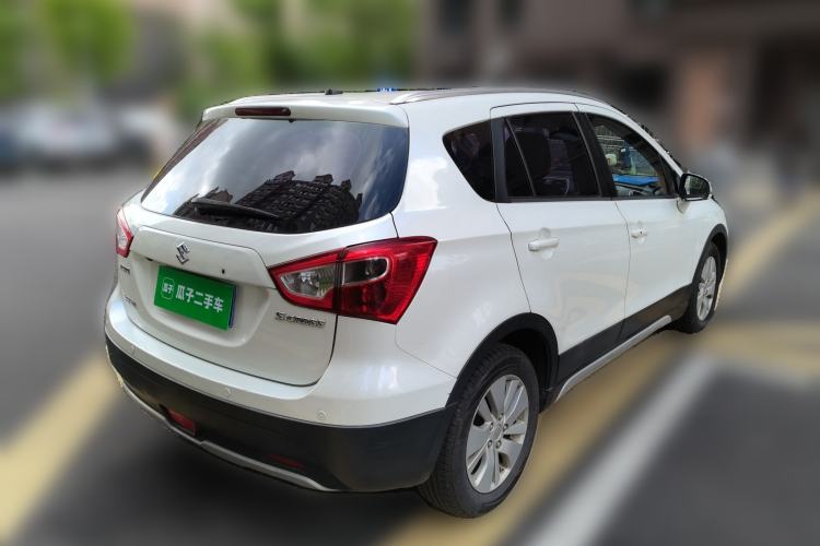 Used Suzuki S-Cross 2014 1.6L CVT Two-Wheel Drive Elite Version
