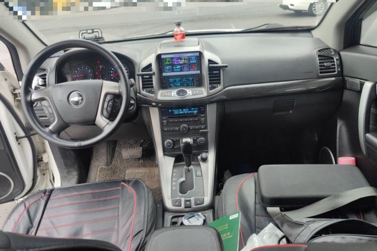 Used Chevrolet Captiva 2014 2.4L 4x4 Flagship Edition 7 Seats Center Console