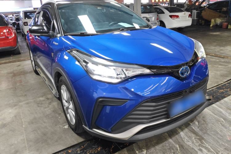 Used Toyota IZOA 2021 Dual-Motor 2.0L Yi Xing Edition