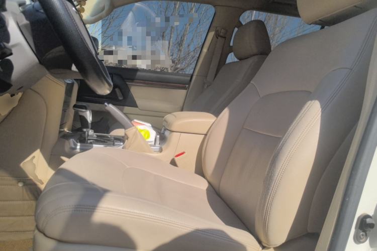 Used Toyota Land Cruiser  Left Front Seat