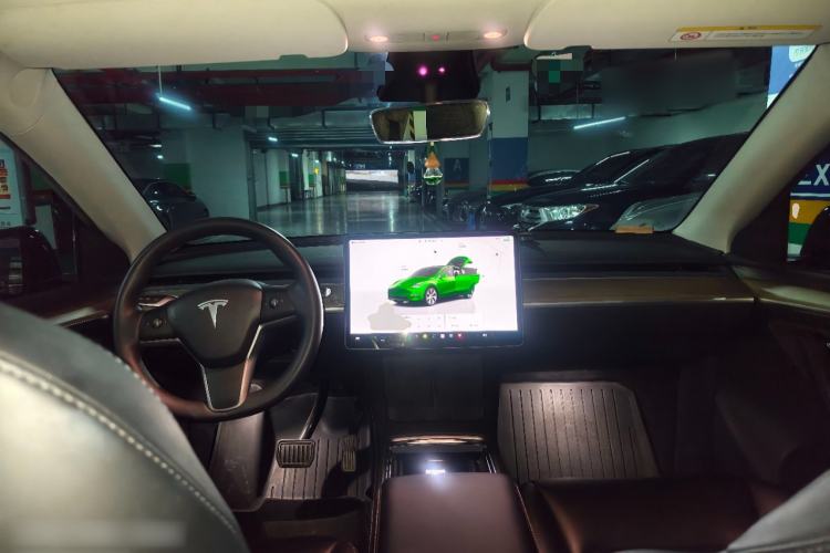 Used Tesla Model Y 2022 Revised Version Rear-Wheel Drive Center Console