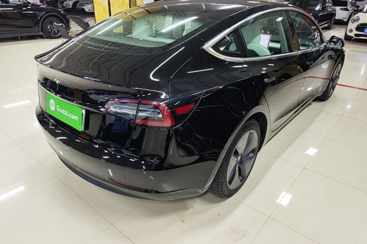 Used Tesla Model 3 2019 Long-Range Rear-Wheel-Drive Version