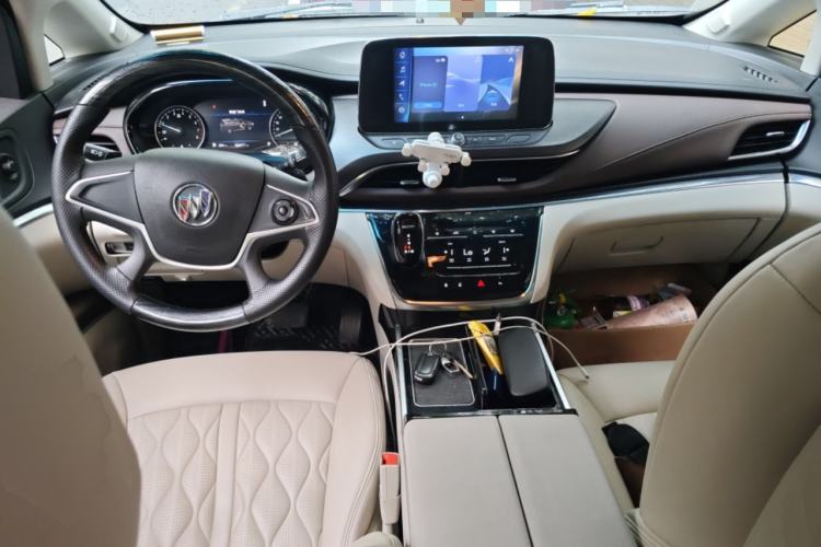 Used Buick GL8 2023 Land Executive Class Comfort Model
