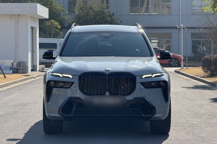 Used BMW X7 2023 xDrive40i Luxury M Sport Package
